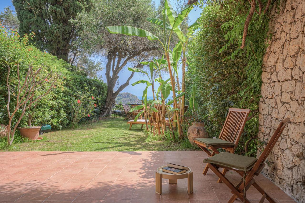 Villa Infinity Vista Mare E Relax Taormina Exterior photo